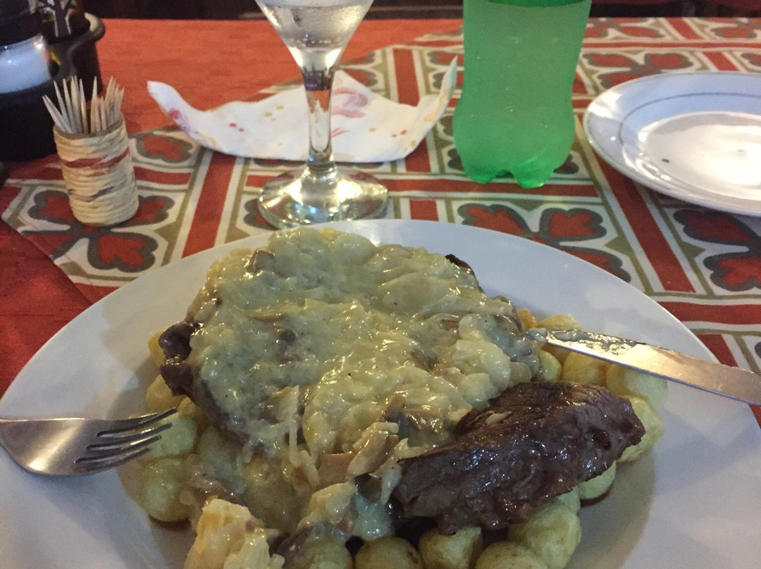 Boqueron餐馆和美食-Che Rhoga