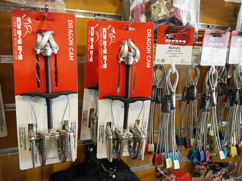 Safe House-夜林必去景点