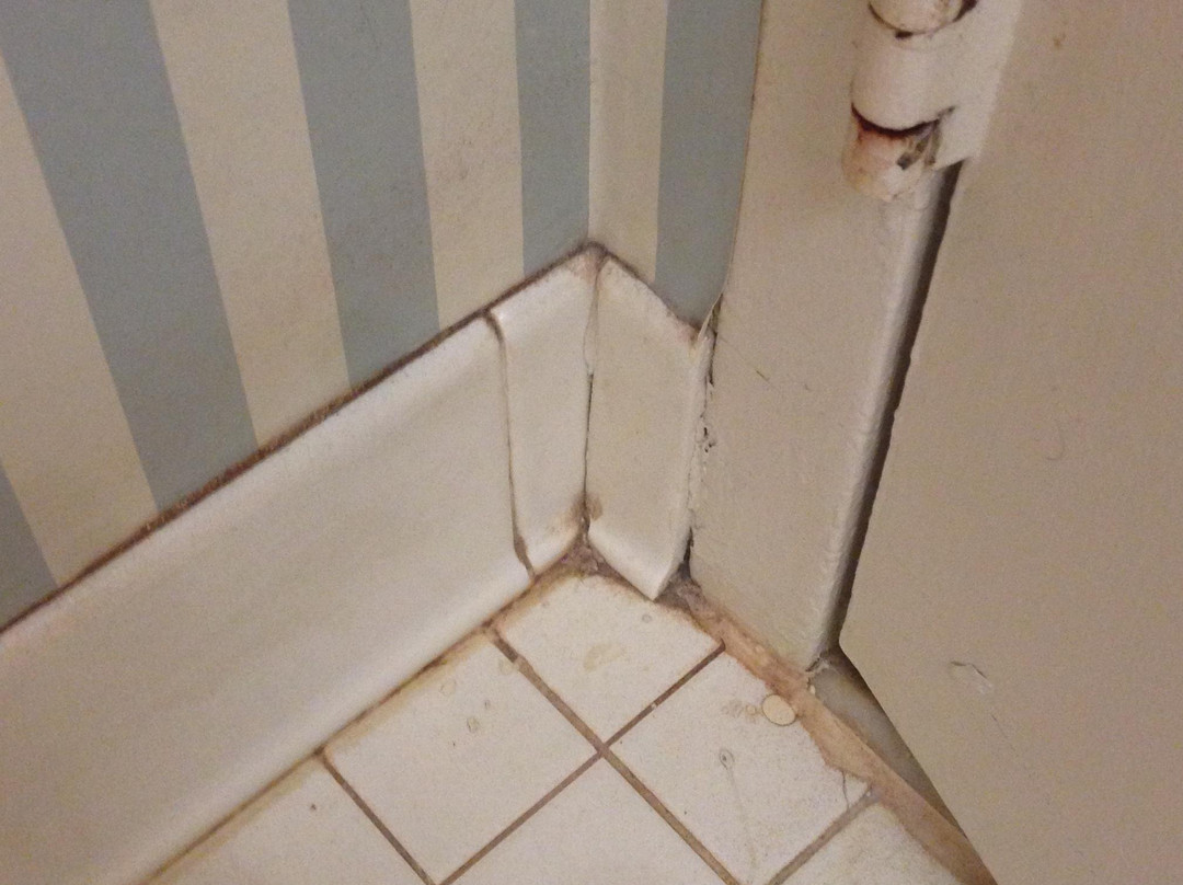 雅芳老农场酒店