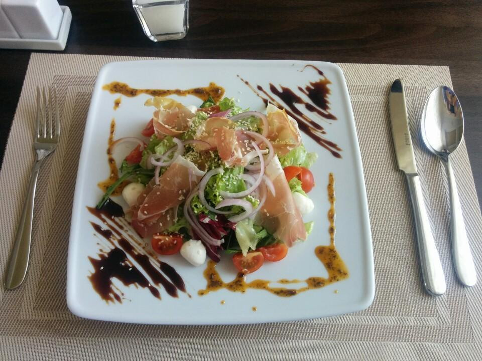 Sudovaya Vishnya餐馆和美食-Cafe Restaurant Venezia