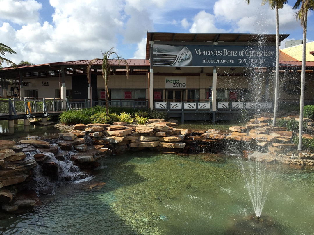 瀑布购物中心
-肯德尔必去景点