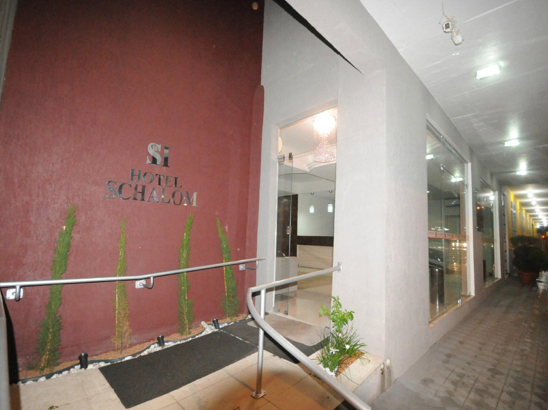 Schalom Hotel