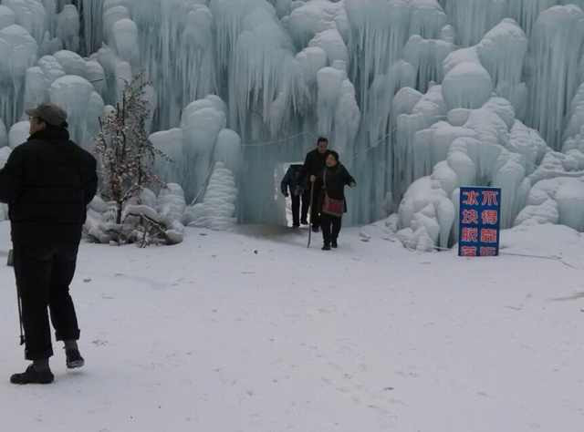 栾城沕沕水风景区景点图片