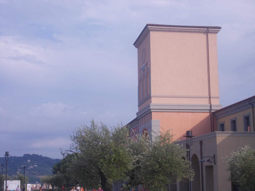 Santangelo Outlet Village-Citta Sant'Angelo必去景点