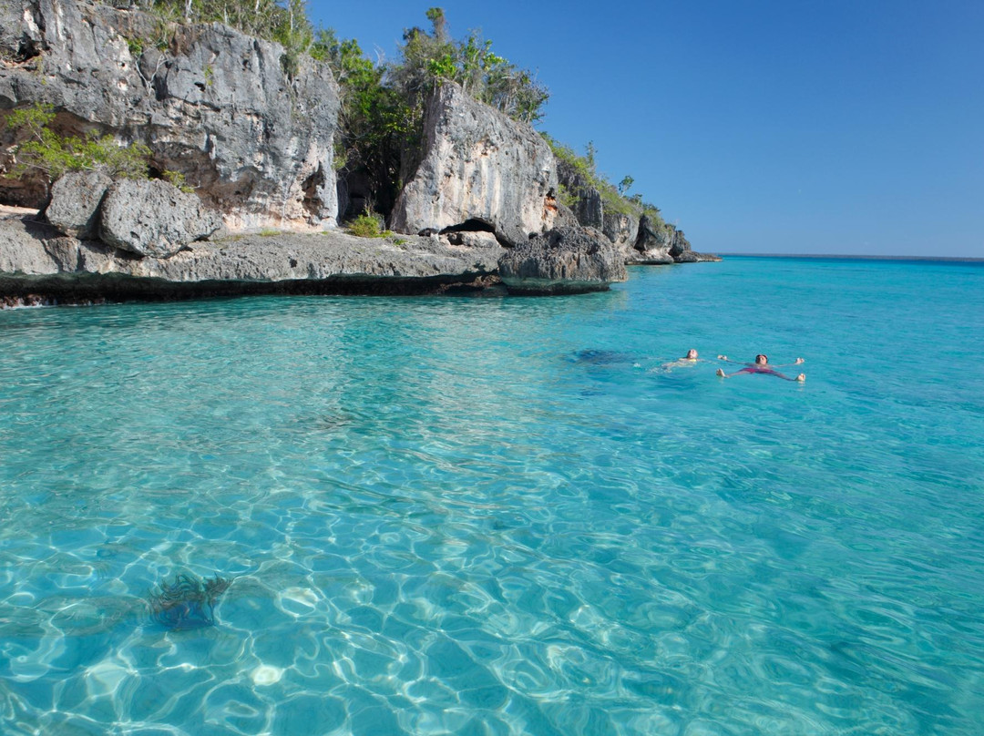 Bahia de las Aguilas-Pedernales必去景点