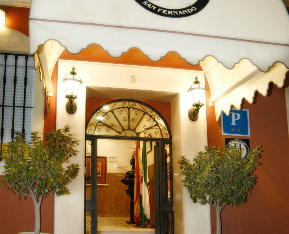 圣费尔南多酒店住宿-Hostal Paris