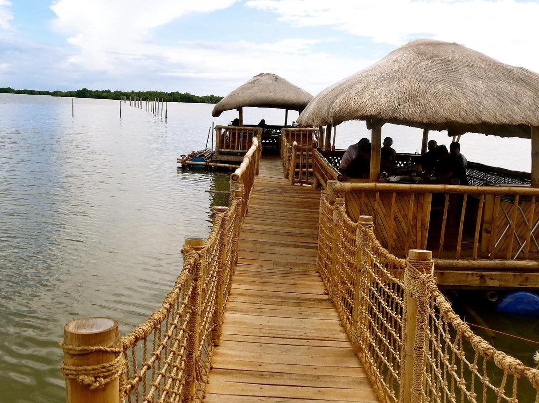 Lantaw Floating Native Restaurant