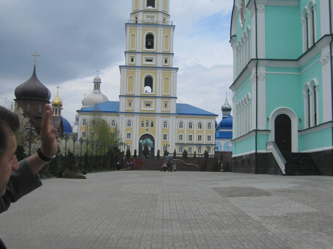 Holy Trinity Orthodox Cathedral-Chernivtsi必去景点