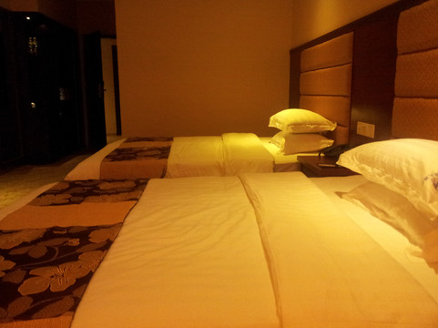 华源大酒店主图