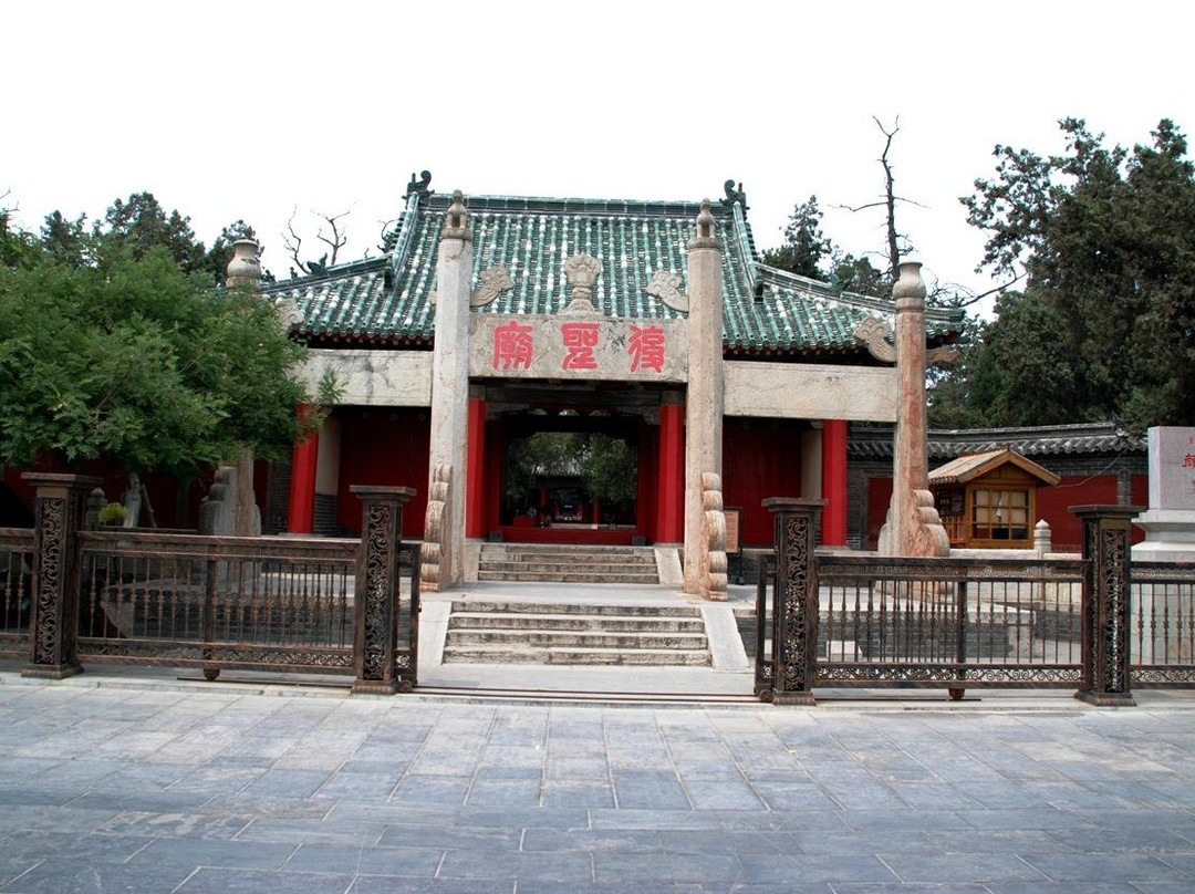 曲阜颜庙-曲阜市必去景点