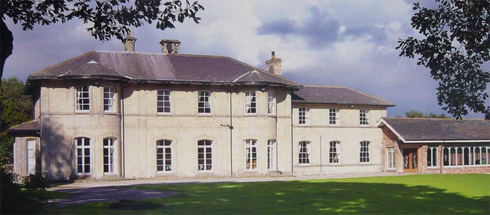 Blackwood Hall-官方