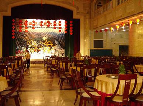 九气台温泉宾馆主图