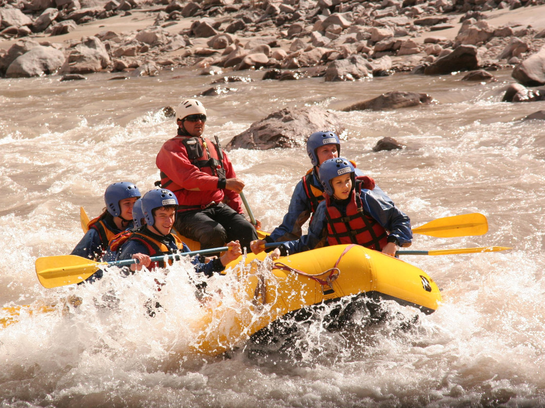 Argentina Rafting Expeditions-门多萨必去景点