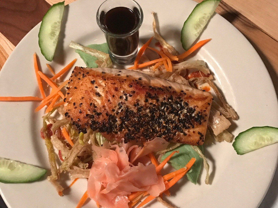 Marcellus餐馆和美食-The Rock at Big Fish Lake