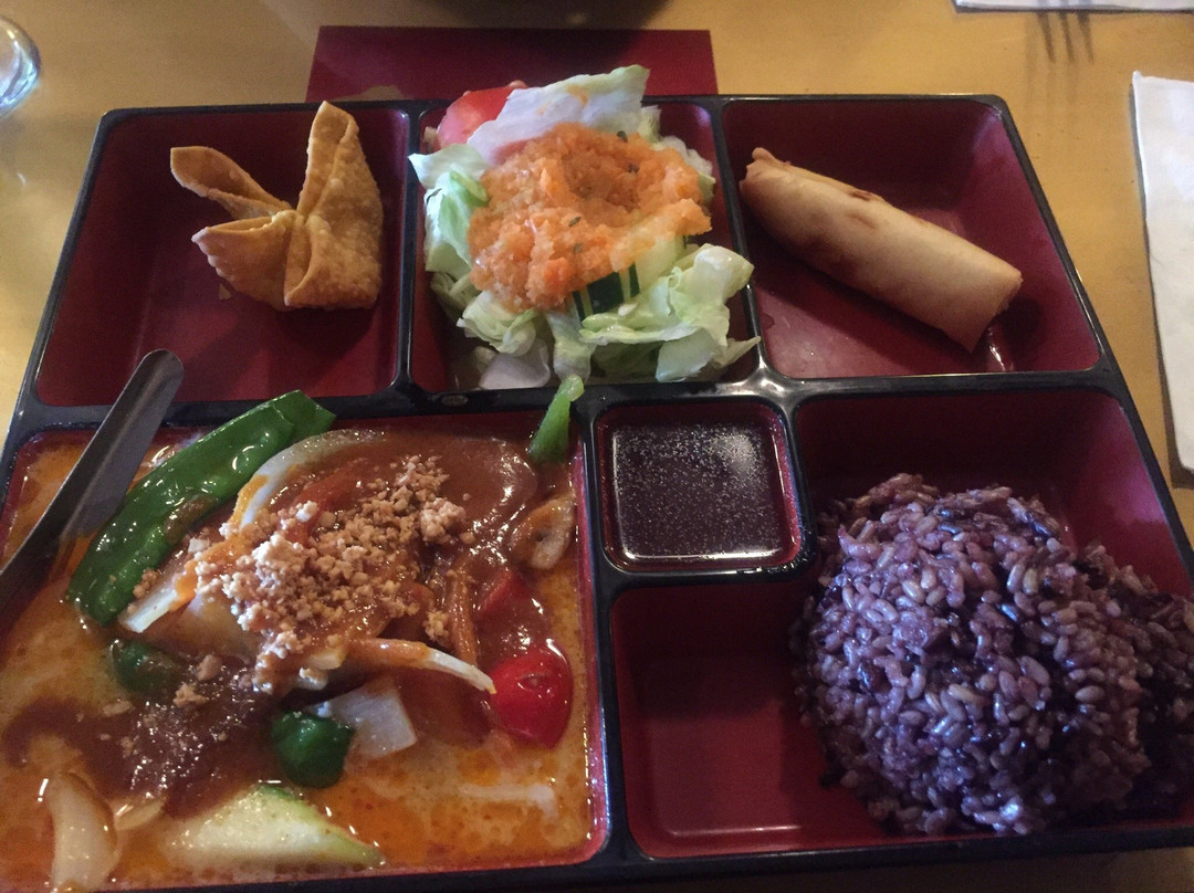 South Side Thai Restaurant