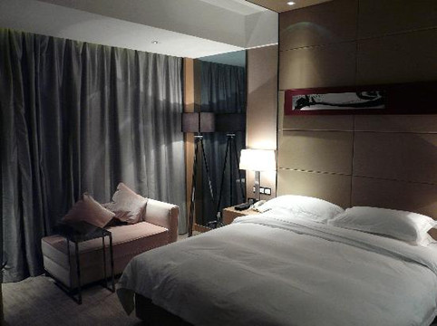 华美达兆瑞酒店(西安钟楼店)主图