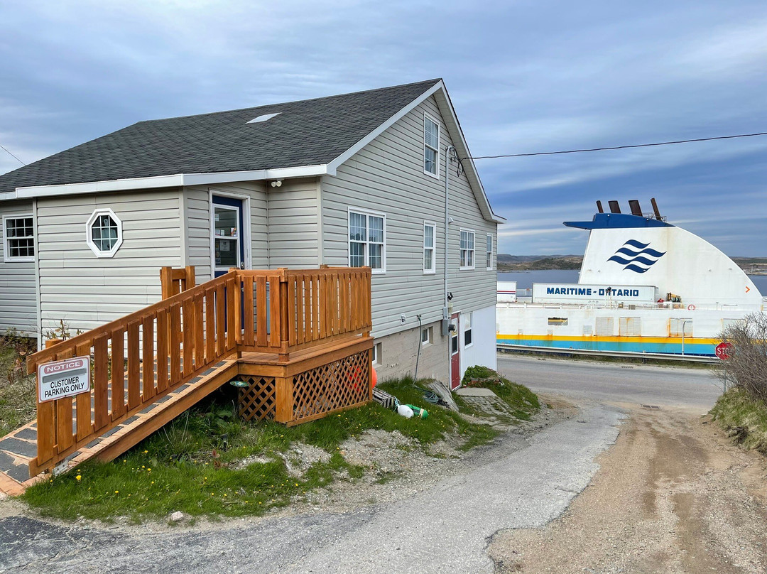 Starboard Side Guest House主图