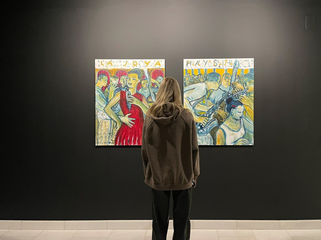 Isolina Arbulu Art Gallery-马贝拉必去景点