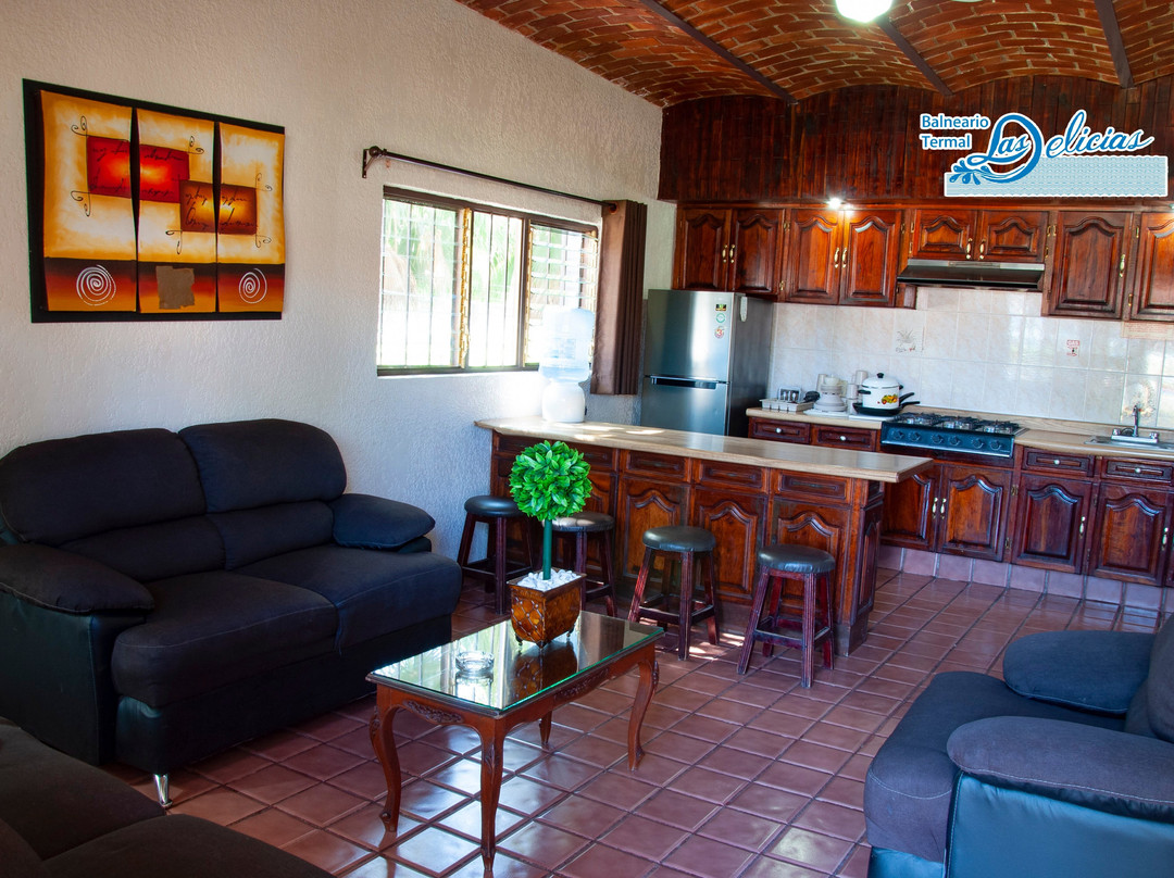 Balneario Las Delicias-Villa Corona必去景点