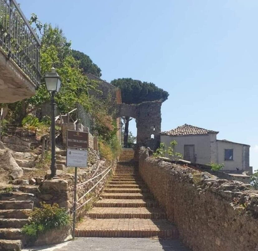 Porta Conte d'Apice