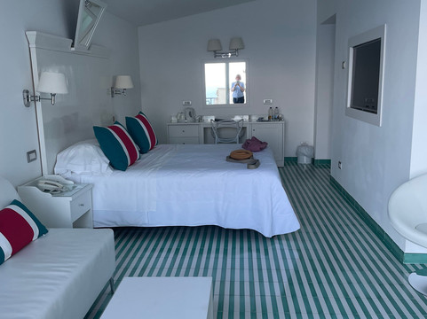 布里斯托尔酒店主图