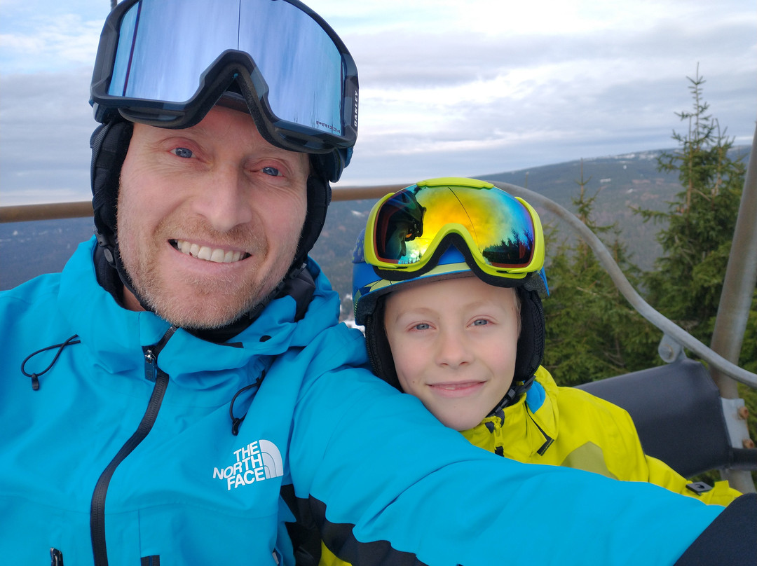 GGR Ski & Snb Rental & ski school-哈拉霍夫必去景点