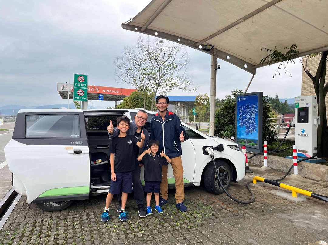 Jerry's Guide & Driver Service景点图片