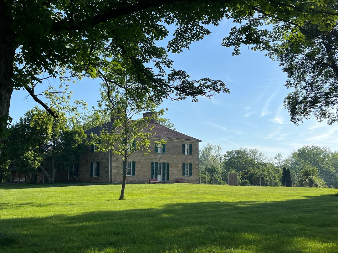 Adena Mansion and Gardens Historic Site景点图片