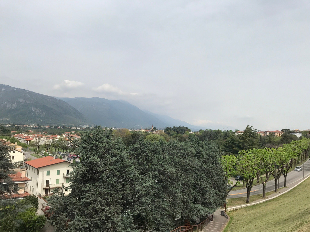 Viale dei Martiri景点图片