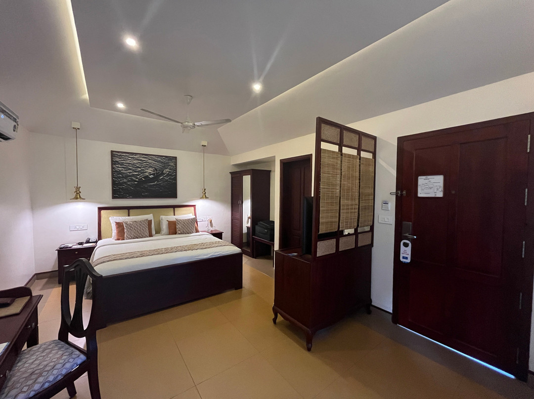 Estuary Sarovar Portico主图