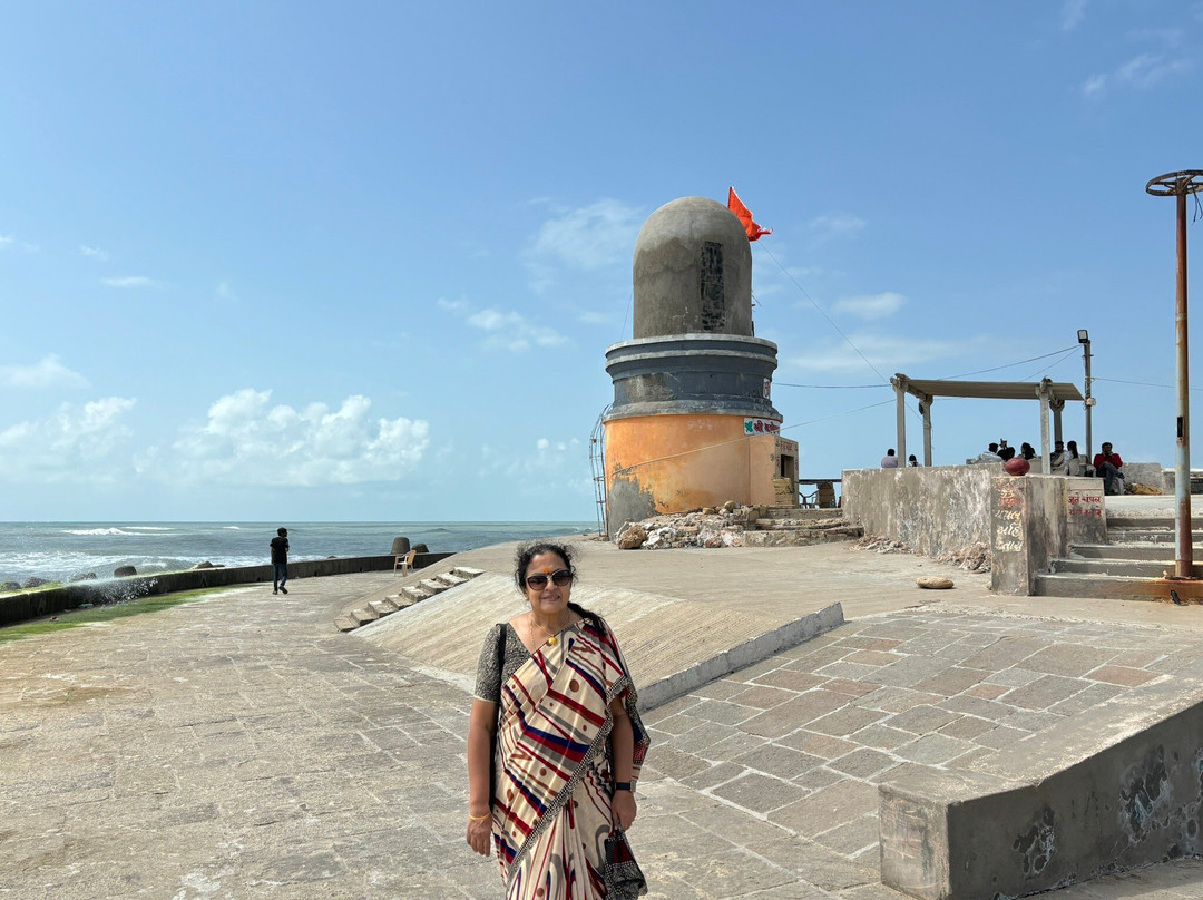 Bhadkeshwar Mahadev Temple - Dwarka景点图片