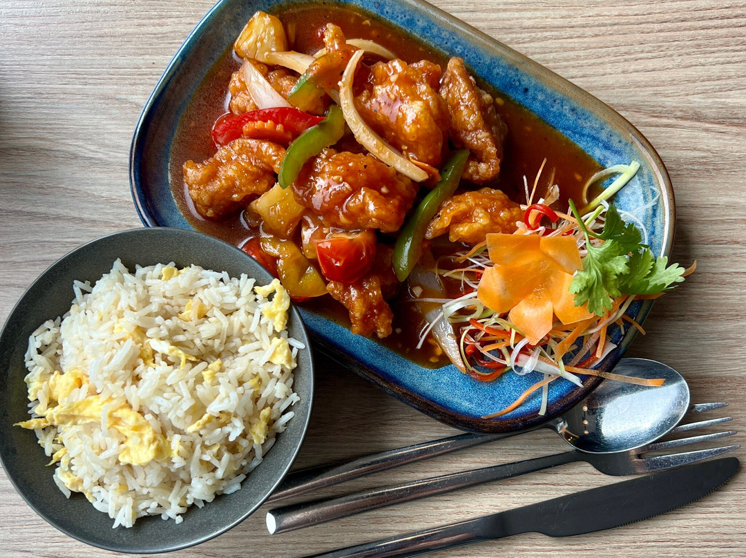 Chanapa Thai Restaurant And Takeaway