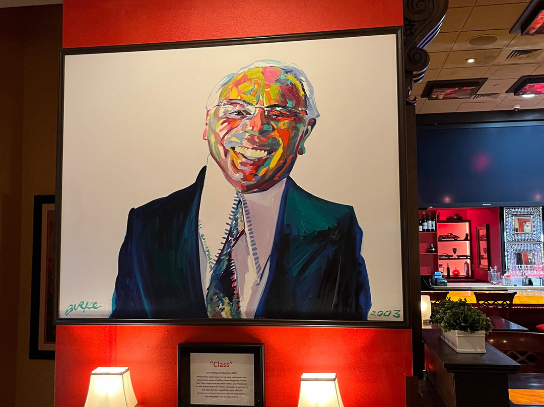 萨尔瓦托大酒店主图