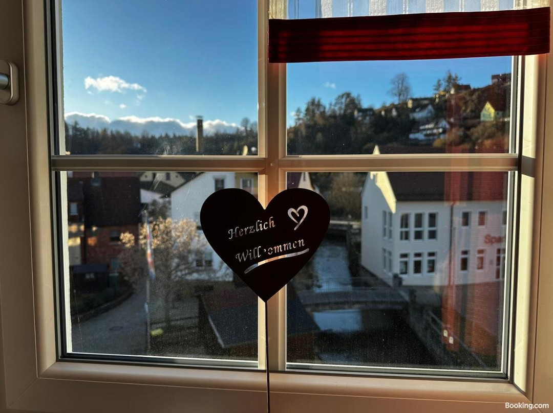 Gasthof Goldene Krone mit Gaestehaus Reussenmuehle主图