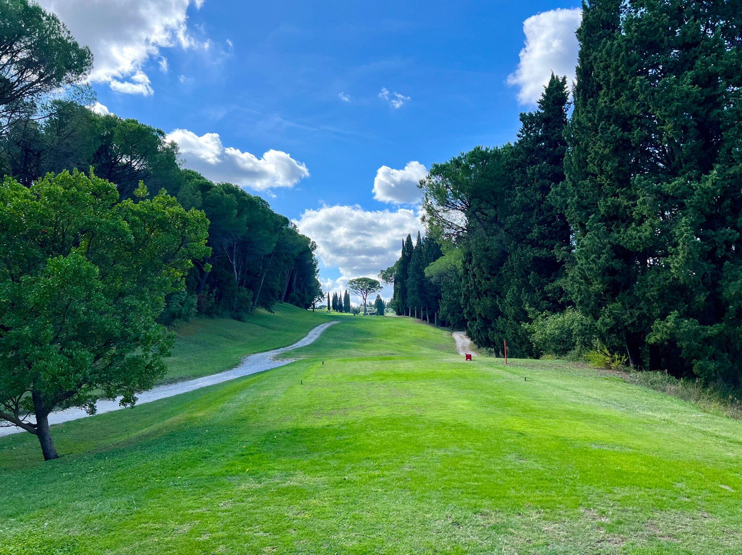 Circolo Golf Ugolino-因普鲁内塔必去景点