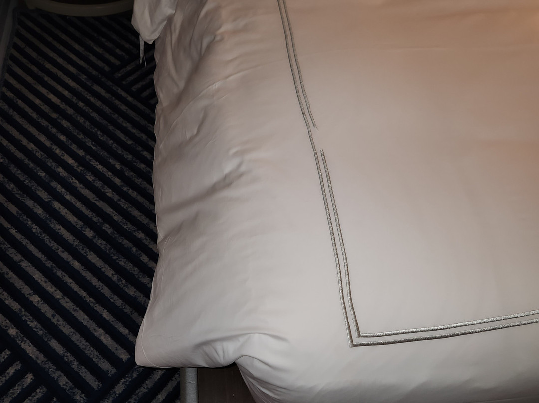 威彻斯特丽思卡尔顿酒店主图