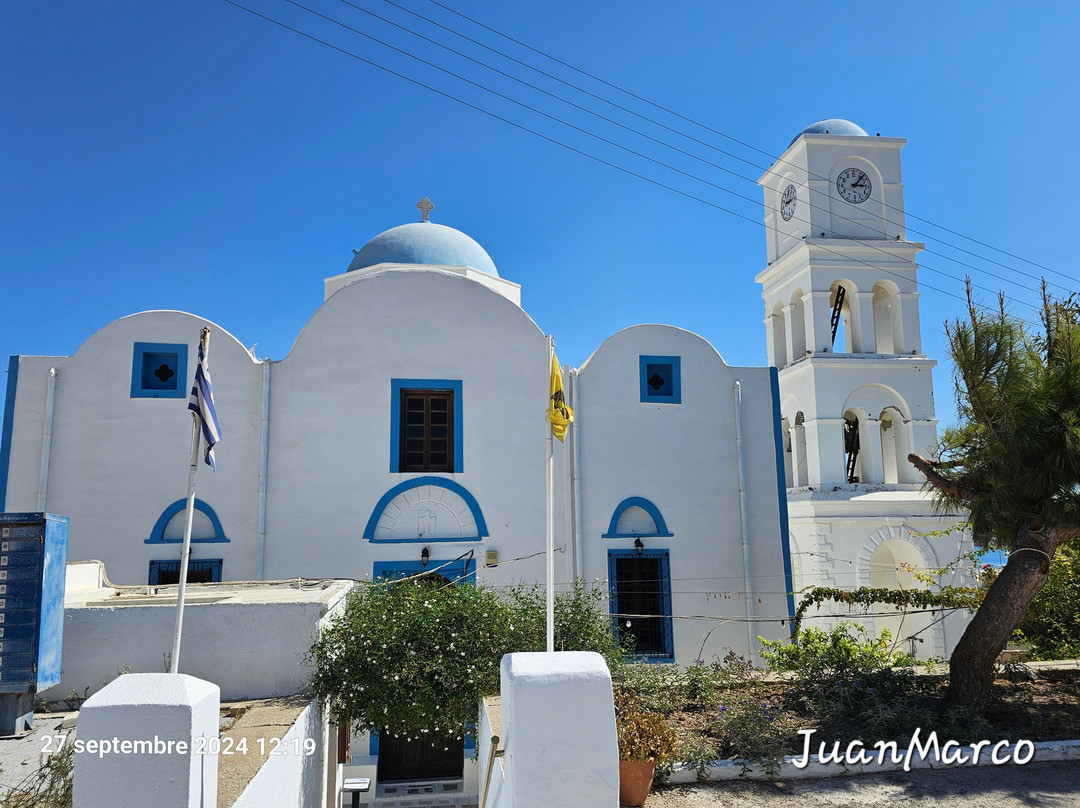 Church of Agios Haralambos-Adamas必去景点