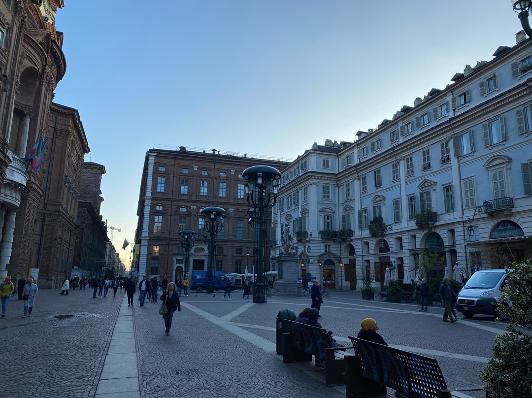 Piazza Carignano景点图片