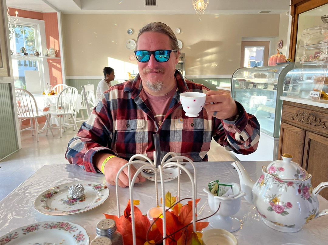 Mia's Bake Shop & Tea Room