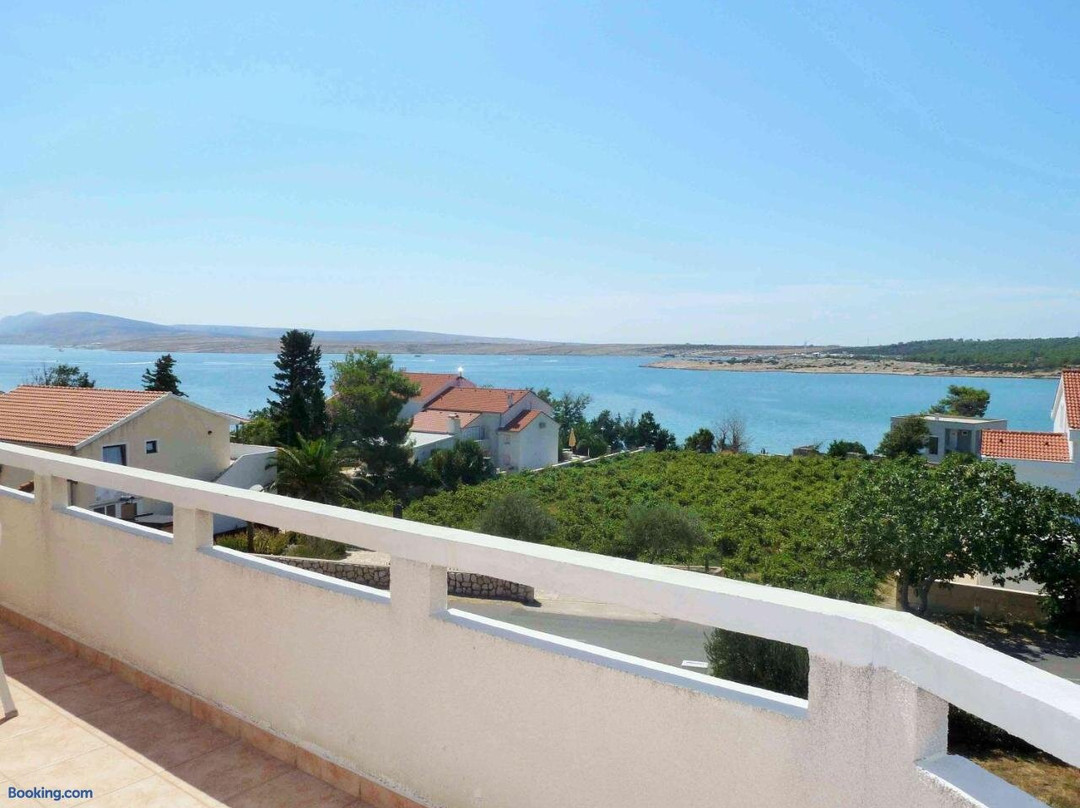 Apartments Donadic Caska