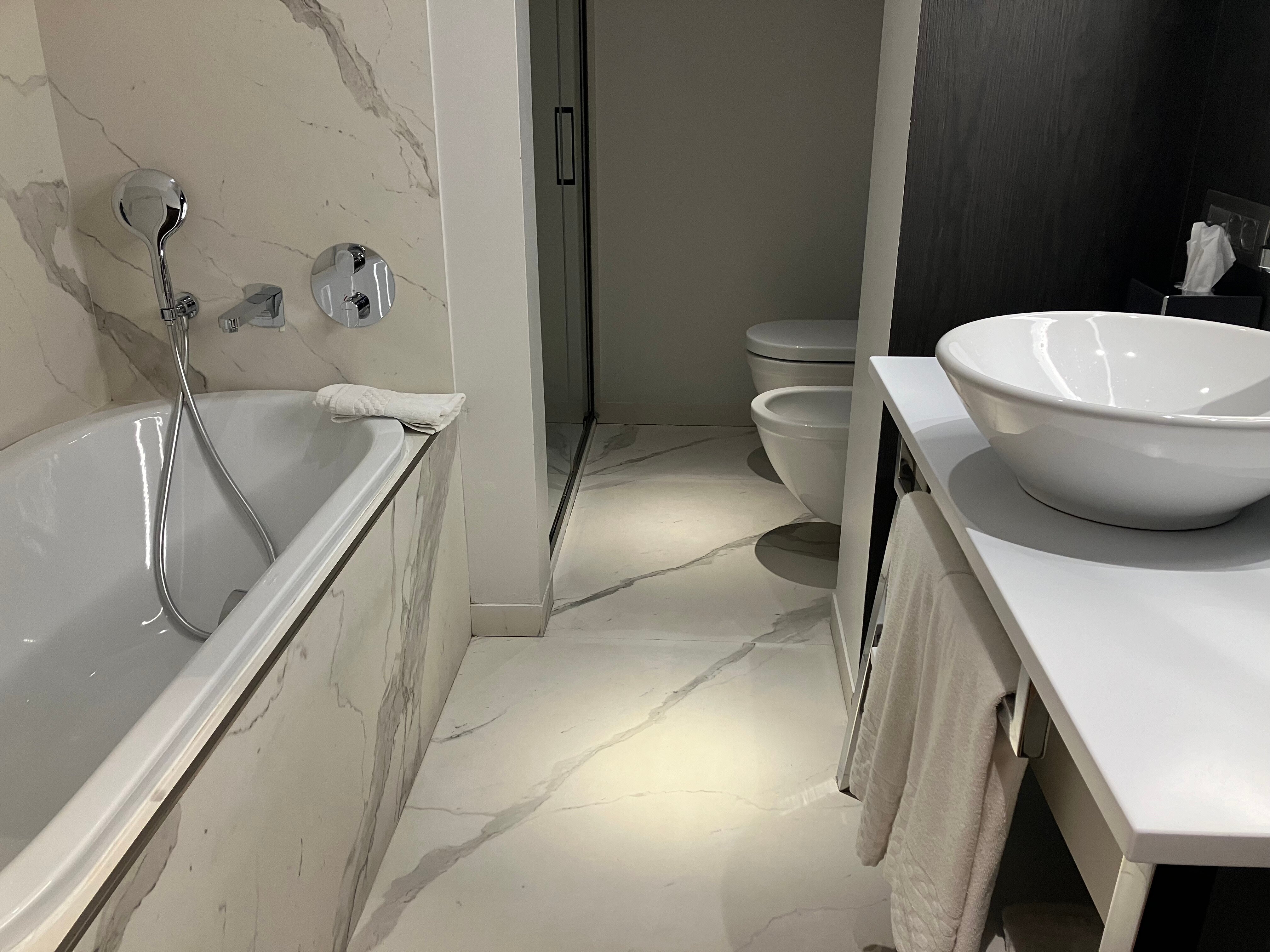 DoubleTree by Hilton Trieste-浴室