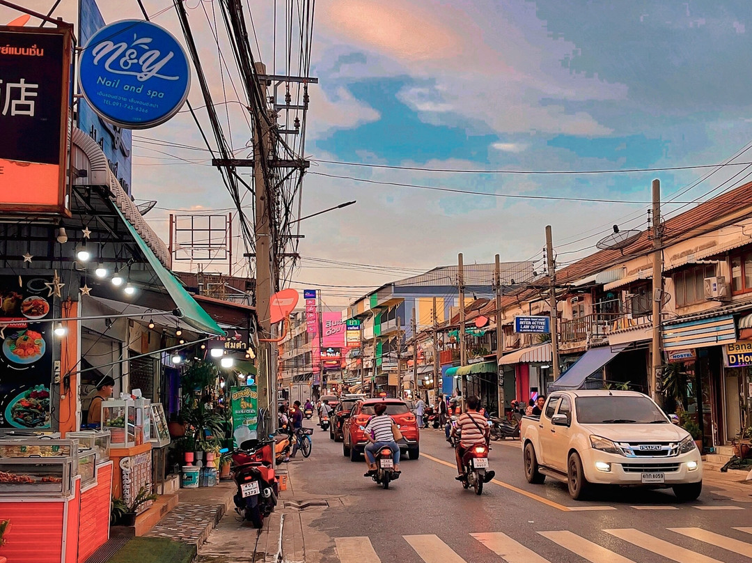 高新区府廊曼机场公寓主图