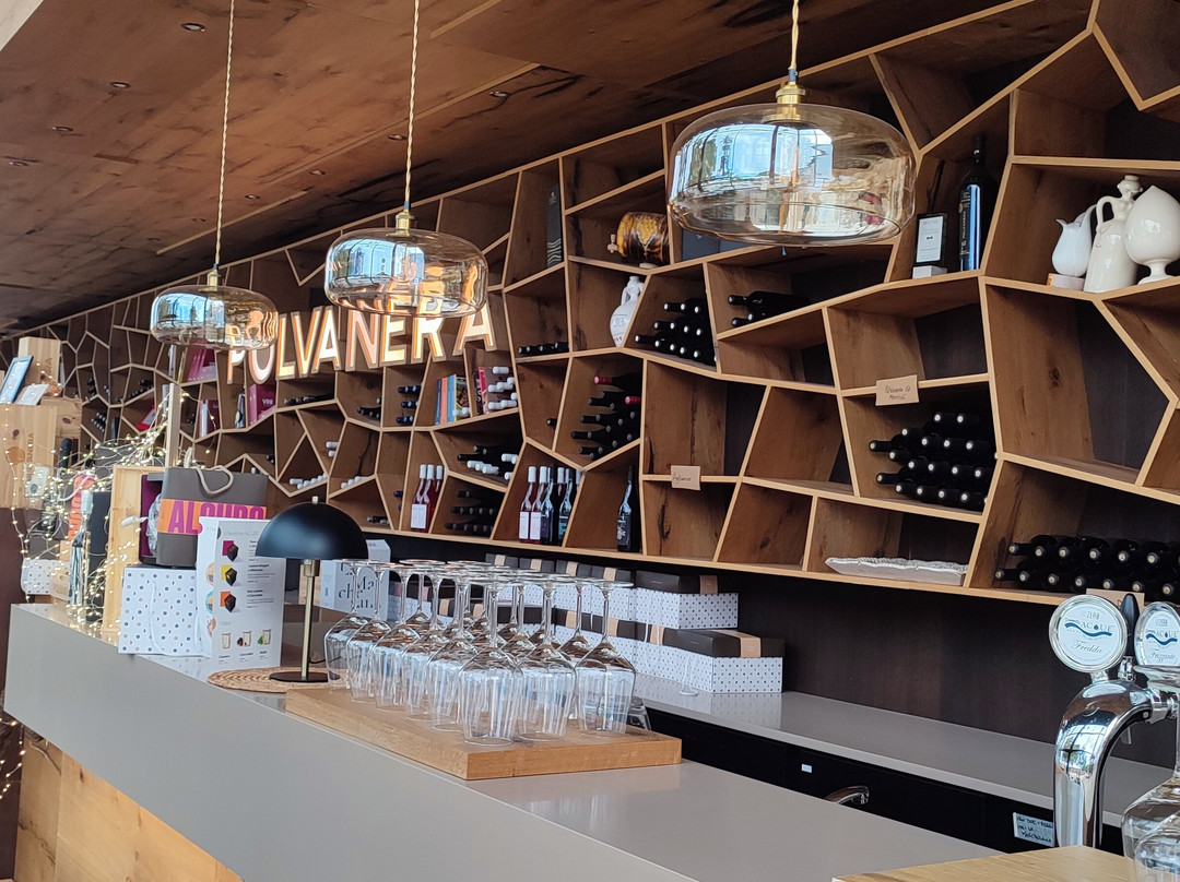 Cantine Polvanera-Gioia del Colle必去景点