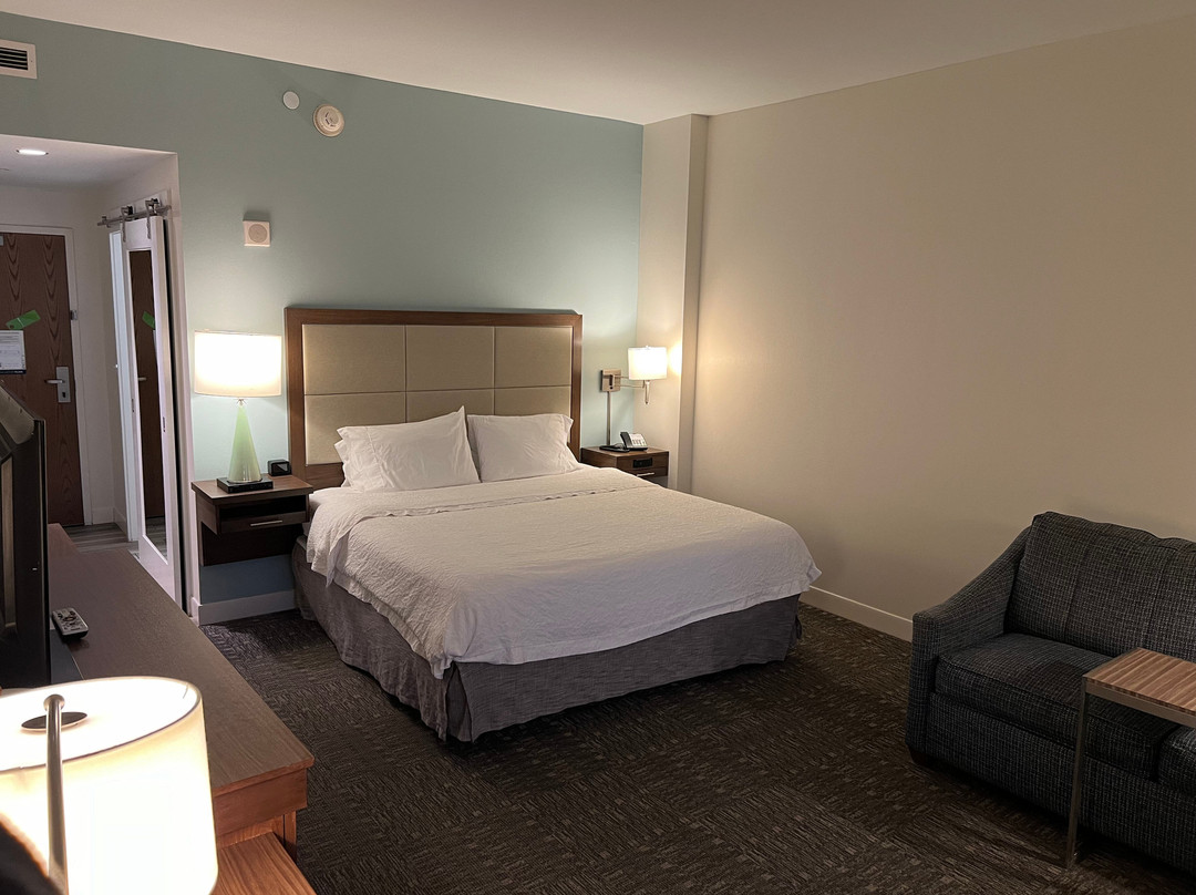 Hampton Inn And Suites Panama City Beach/beachfront主图
