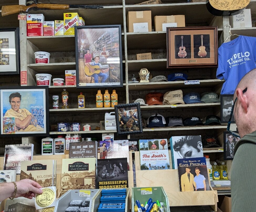 Tupelo Hardware Company景点图片
