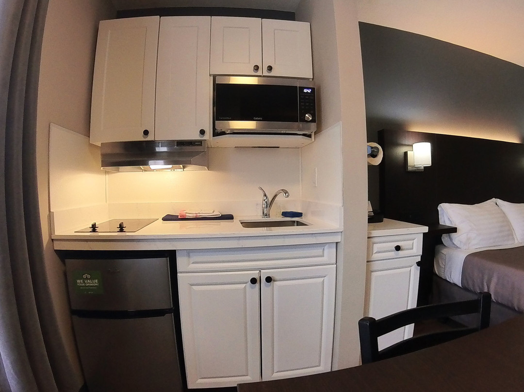 Moonlight Inn and Suites Sudbury主图