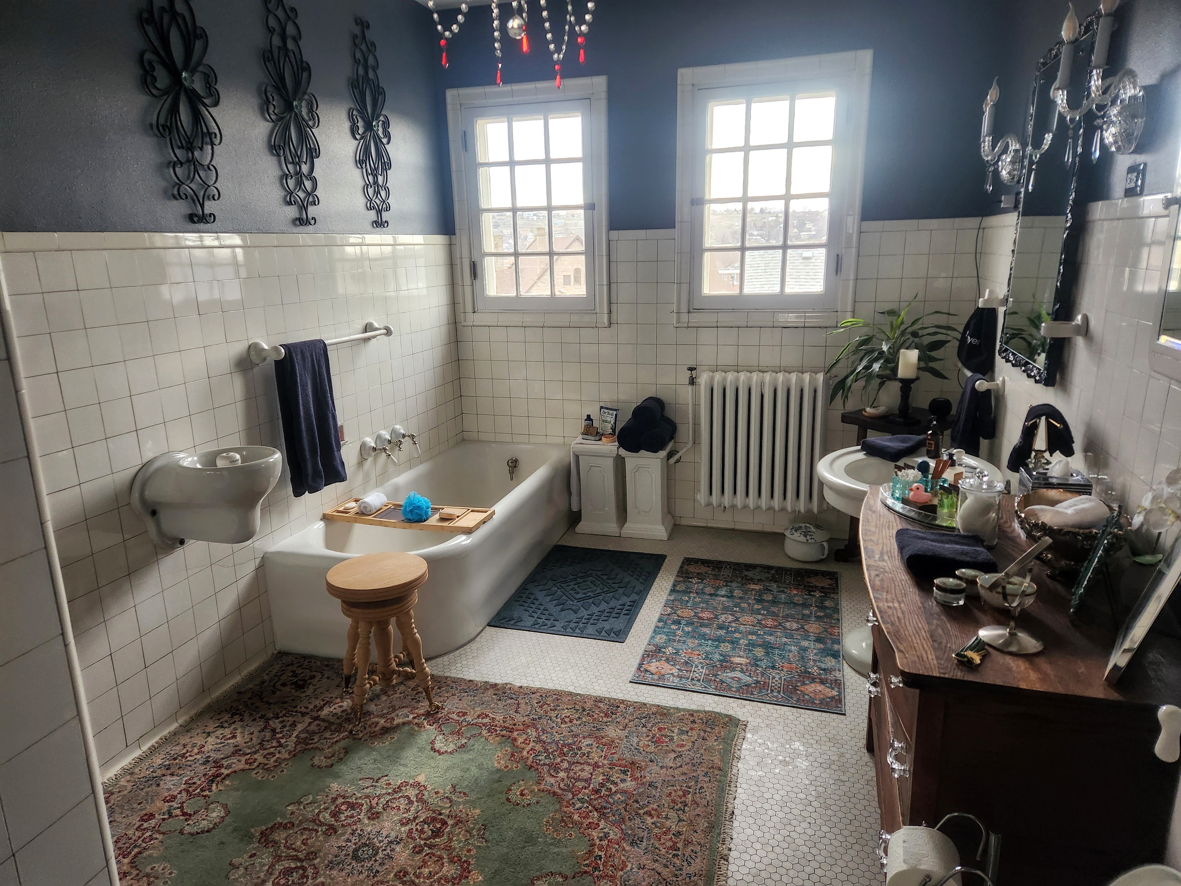 Pendleton House Historic Inn-浴室