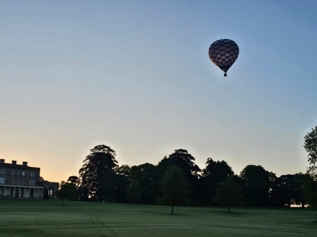 Fly Away Ballooning景点图片