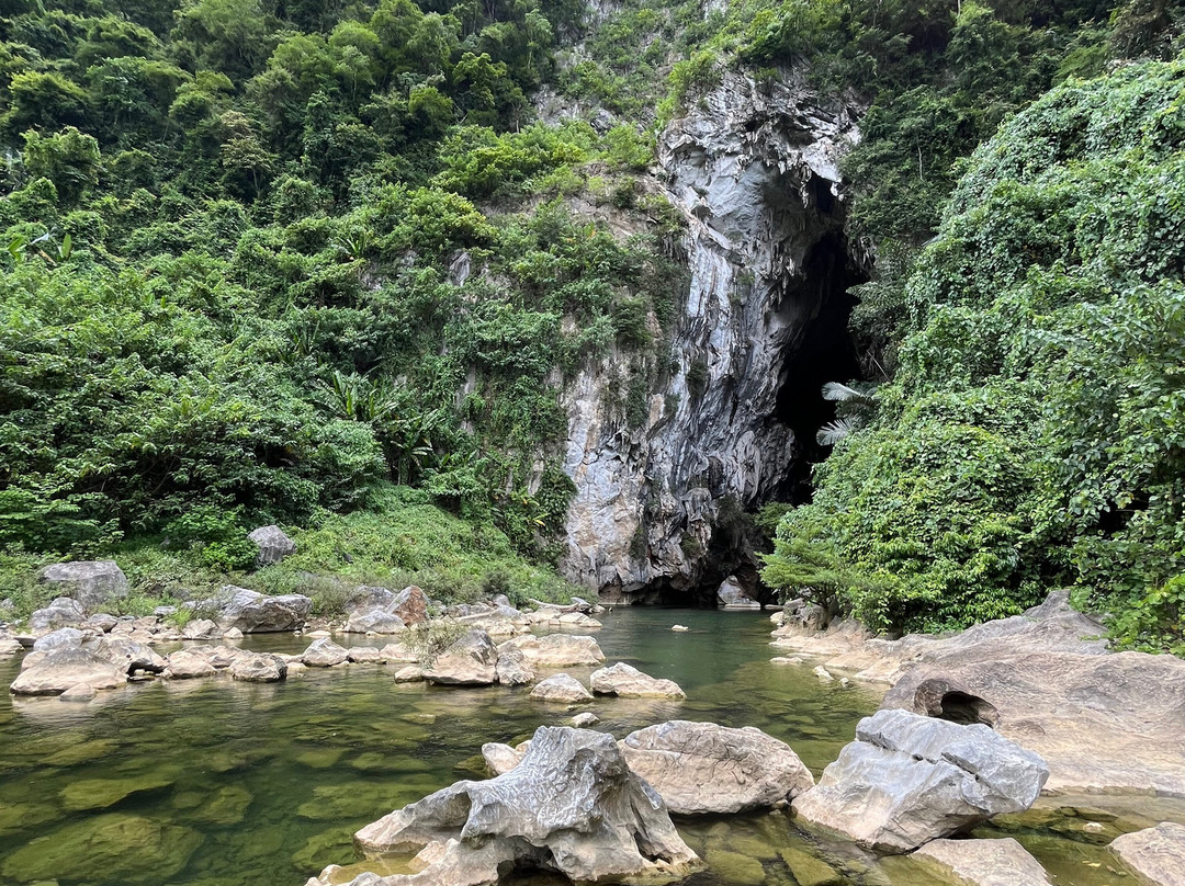 Ruc Mon Adventure Tours景点图片