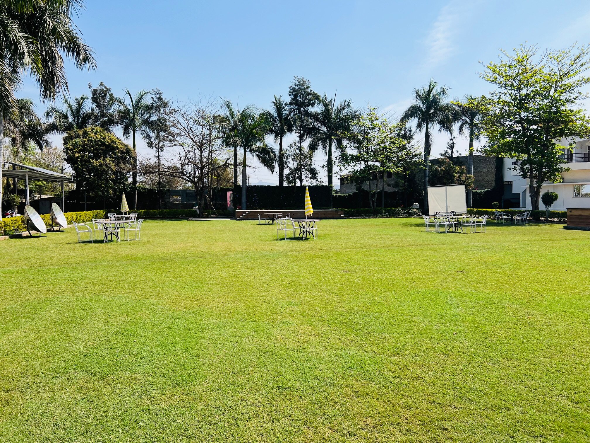 Silver Oak Country Yard Hotel & Resort-浴室